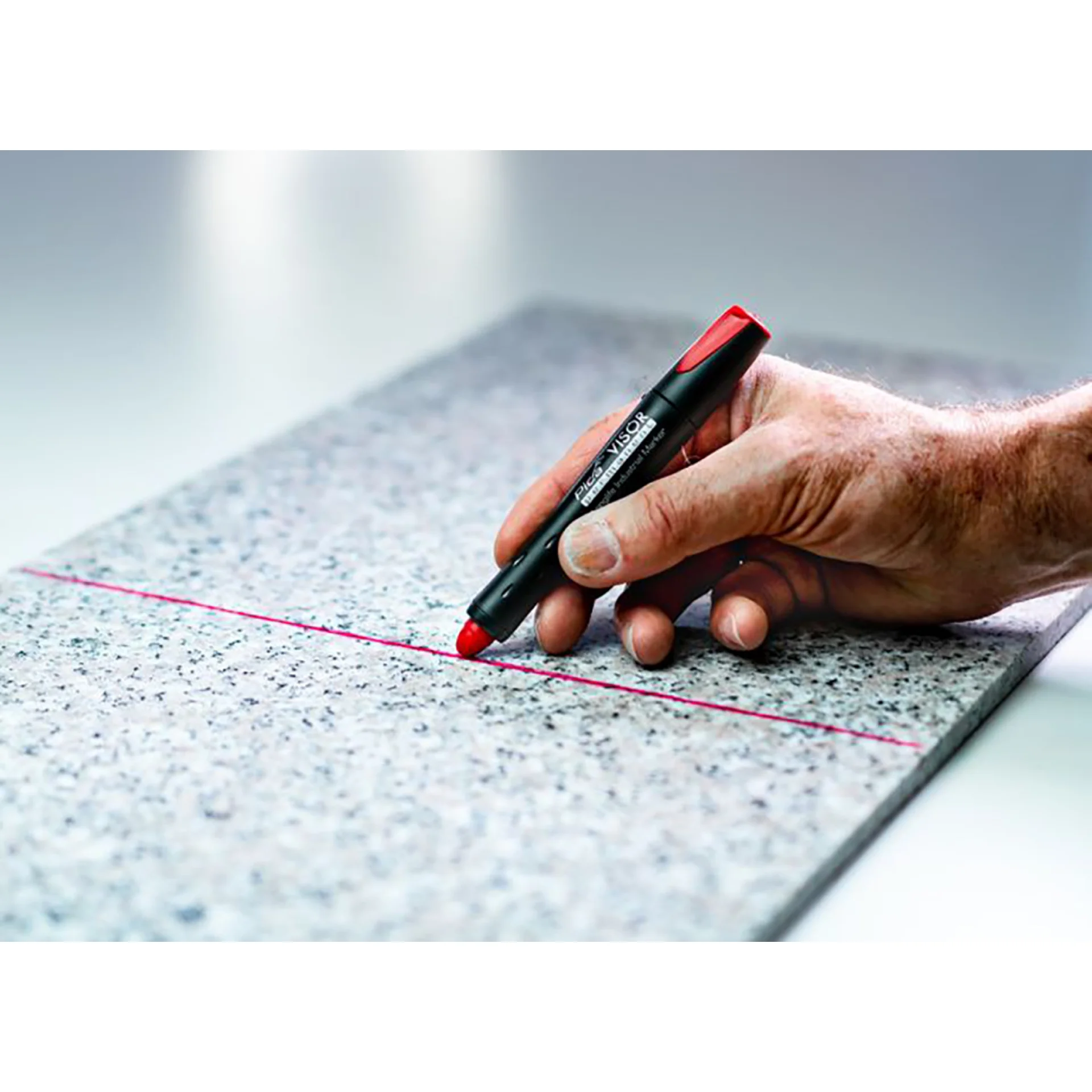 PI99046-3.webp (img_377_2)