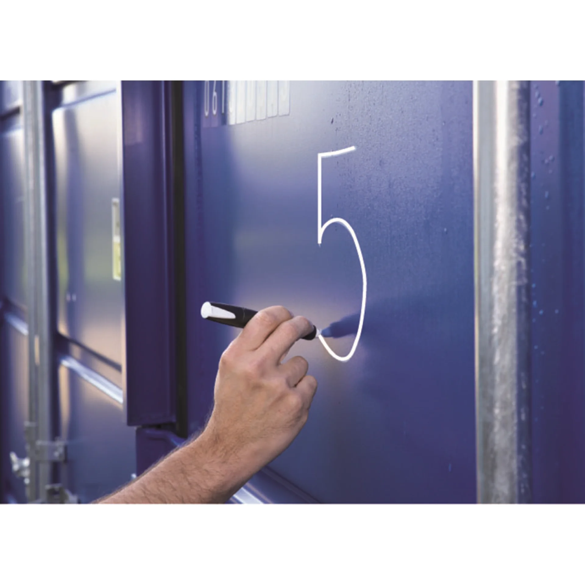 PI990054-4.webp (img_381_3)