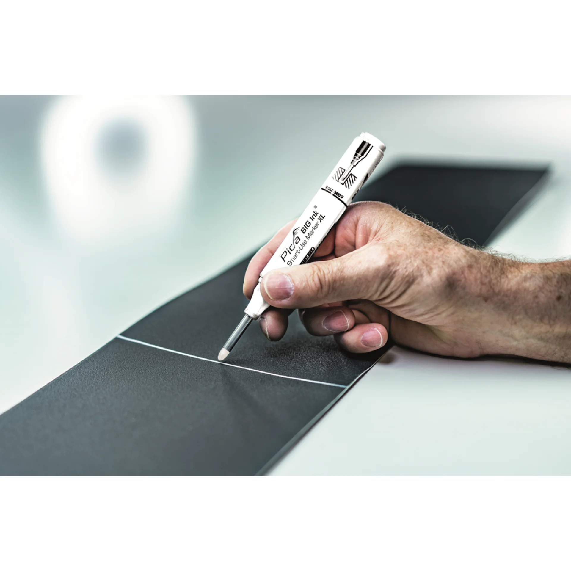 PI17052-5.webp (img_656_4)