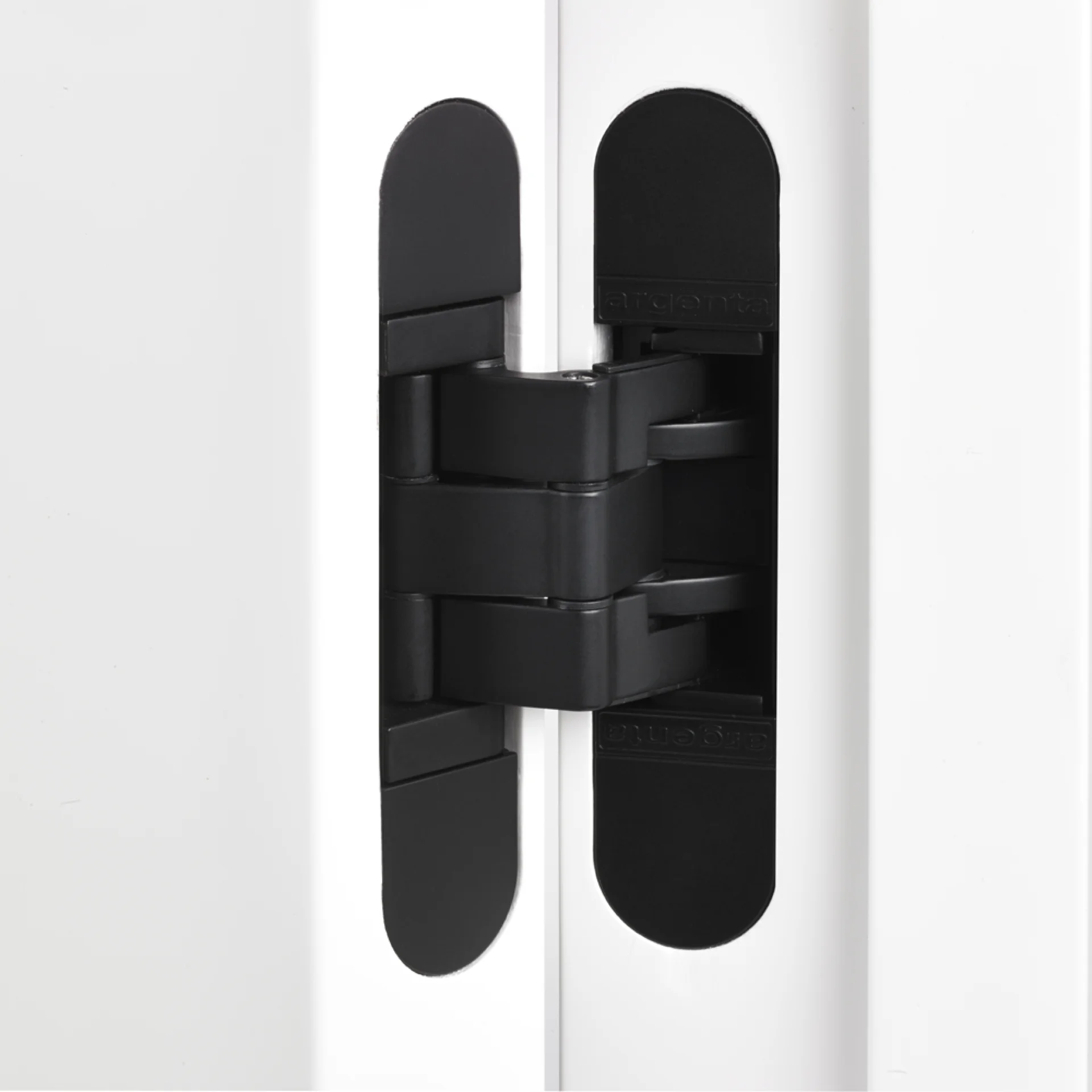 Invisible-neo-S-5-pekzwart.webp (img_19_2)