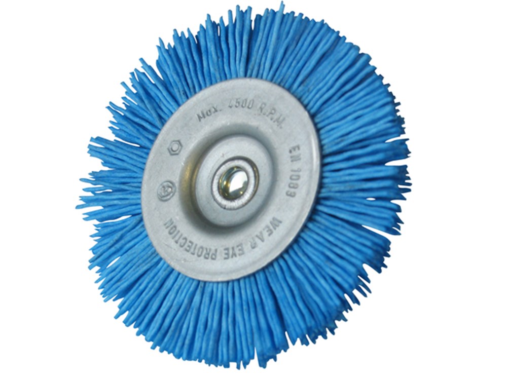 RONDBORSTEL 100MM BLAUW NYLON IR243046