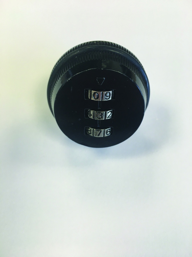 CIJFERSLOT BRIEVENBUS REF:B295